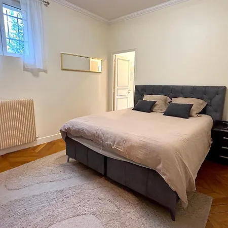 Apartament Eugene *
