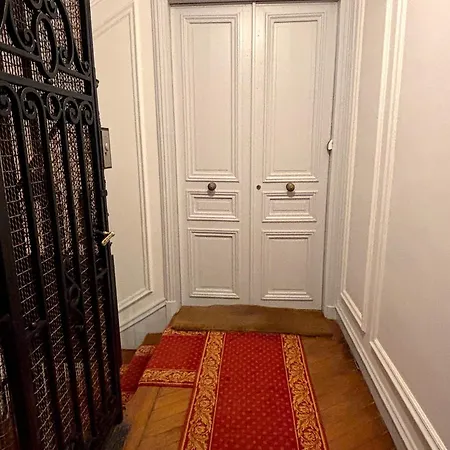 Apartament Eugene Paryż