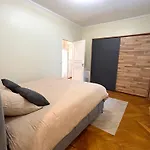 Eugene Apartmán *